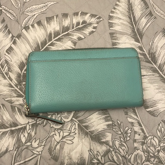 Kate Spade Wallet - Picture 2 of 3